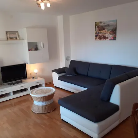 Bonaca Apartment *